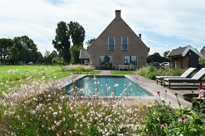 Tiendweg 24B in Lopik foto
