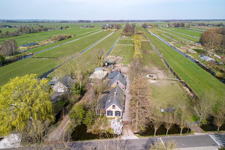 Tiendweg-West 8 in Lekkerkerk foto
