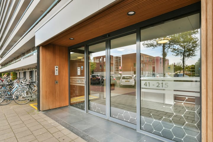 Tiengemeten 115 in Amstelveen