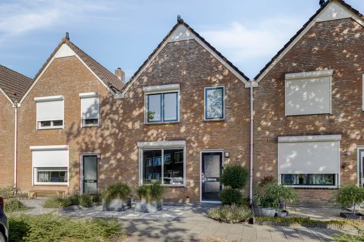 Tienhoven 88 in Sint-Annaland foto