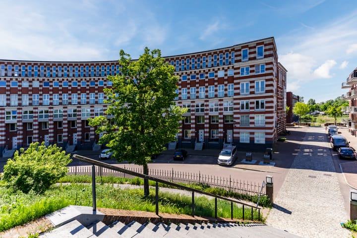 Timpaanstraat 20 in Helmond foto