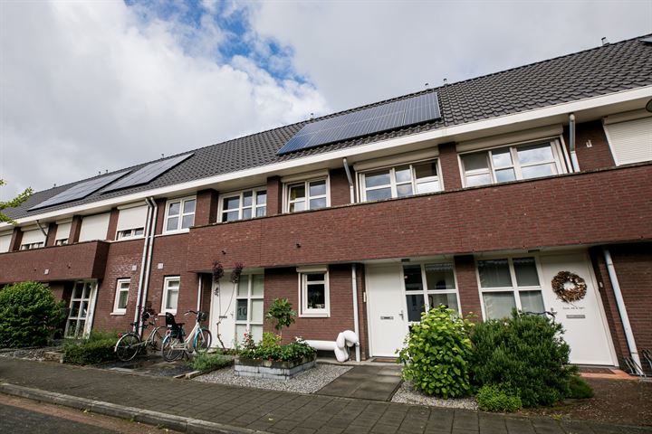 Tiny Imkampstraat 12 in Roermond foto