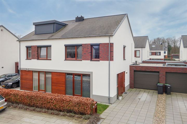 Tiny Verlinden - Bremmersstraat 18 in Roermond foto