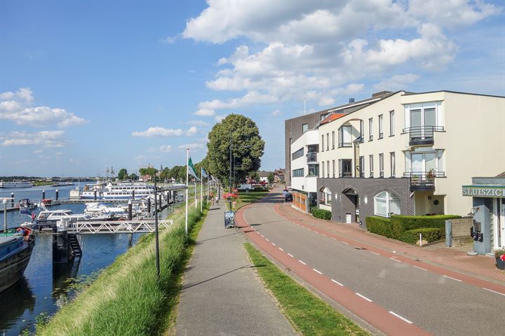 Tipstraat 9 in Maasbracht foto