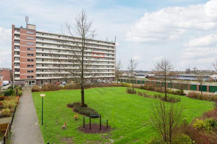 Titus Brandsmastraat 81 in Breukelen foto