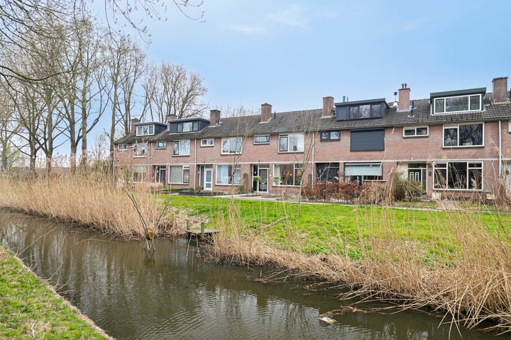 Tjasker 11 in Puttershoek foto