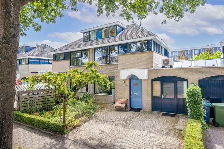 Tolgaarderserf 20 in Houten foto