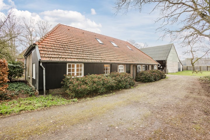 Tolhuisweg 4 in Dalfsen foto