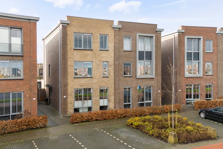 Tolhûswei 110 in Leeuwarden foto