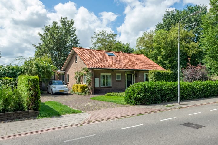 Tolnegenweg 19 in Stroe foto