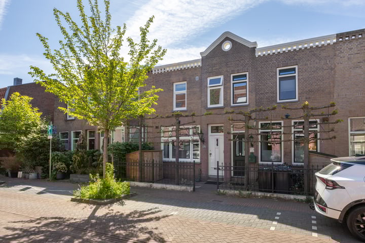Tolstoistraat 29 in Zaandam foto