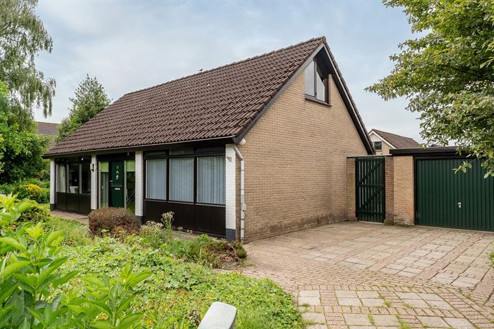 Torenakker 51 in Ruinen foto