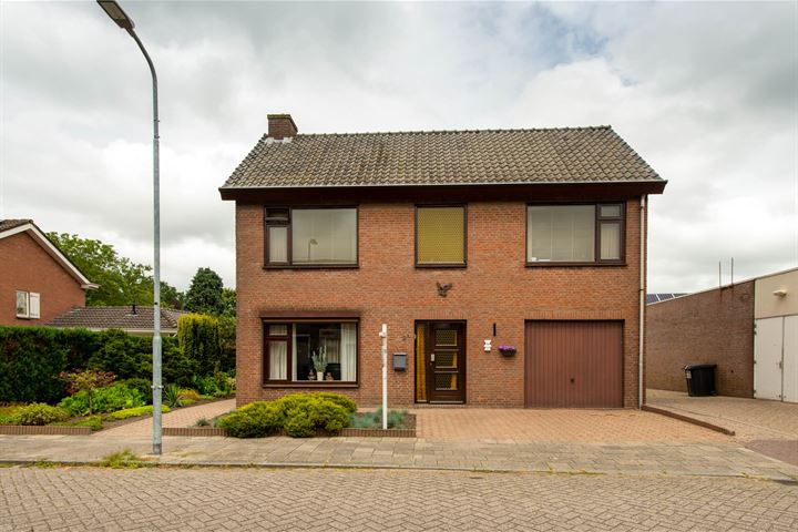 Torenbaan 2a in Heerle foto