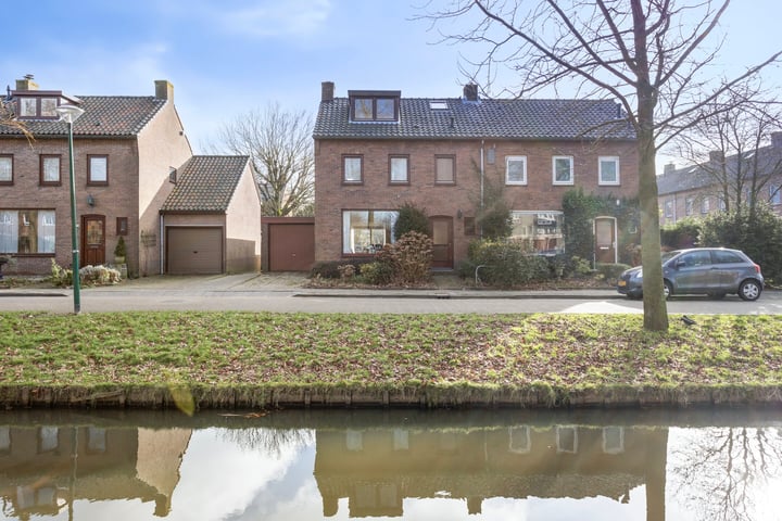 Torenlaan 17 in Abcoude foto