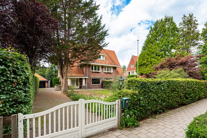 Torenlaan 46 in Baarn