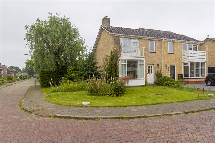Torensmalaan 16 in Roden foto