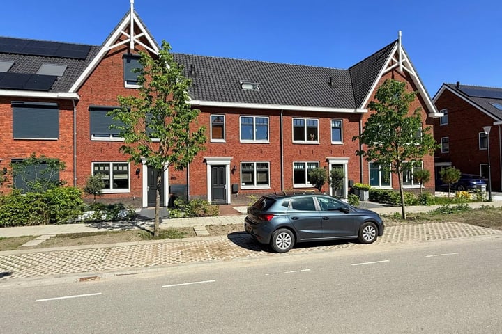 Torensteelaan 11 in Numansdorp foto