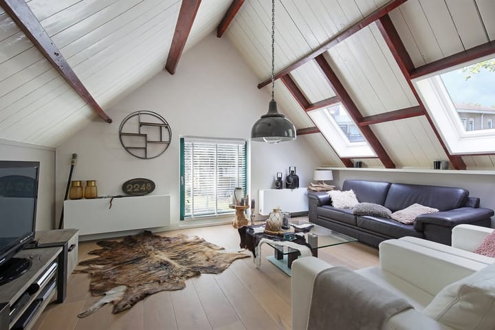 Torenstraat 1 in Westzaan foto