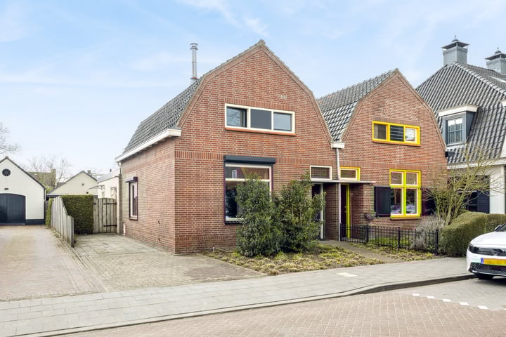 Torenstraat 11 in Heeswijk-Dinther