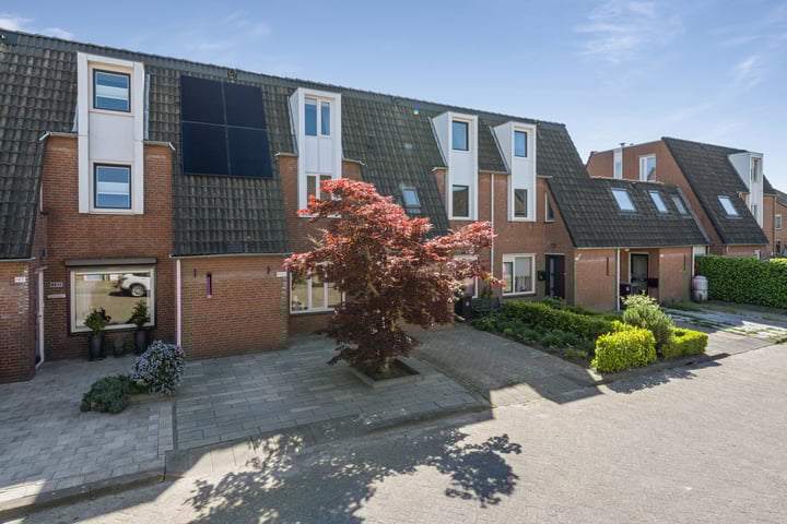 Torenvalk 143A in Etten-Leur