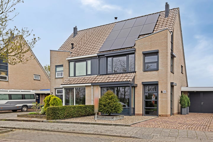 Torenvalk 26 in Tollebeek