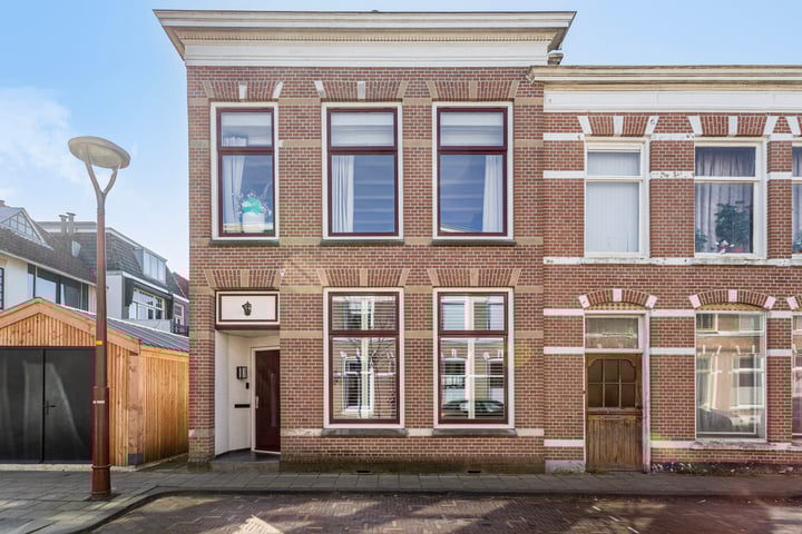 Toussaintstraat 1 in Alkmaar foto