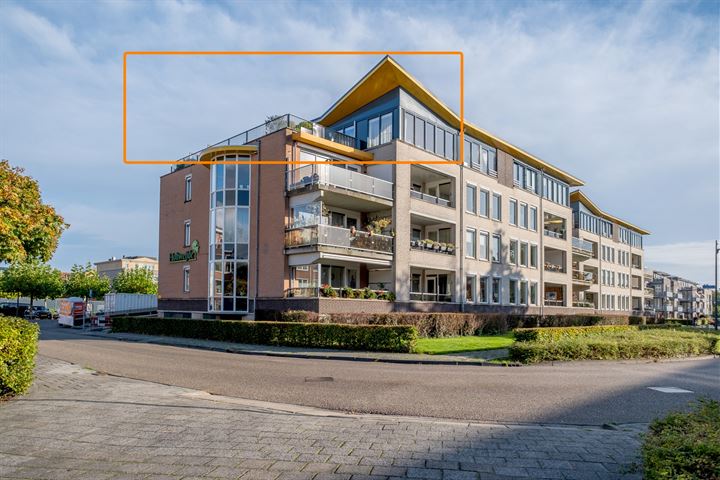 Touwslager 25 in Roden foto