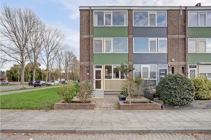 Toverfluitstraat 2 in Hoogvliet Rotterdam foto