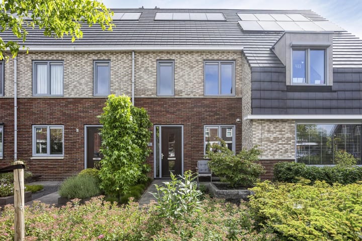 Tragel 30 in IJsselmuiden foto