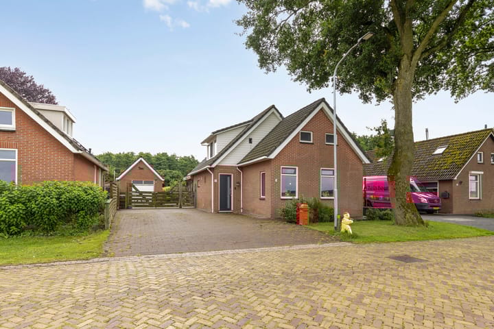 Tramwijk ZZ 57 in Nieuw-Weerdinge foto