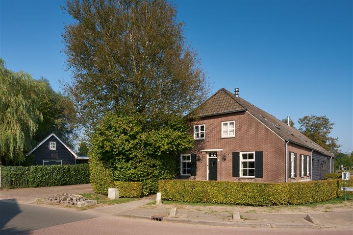 Trentstraat 2 in Beek en Donk foto