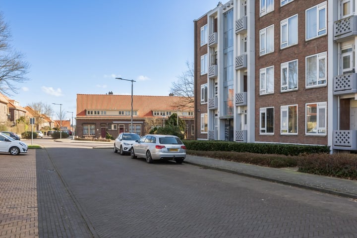 Treublaan 5-1 in Arnhem foto