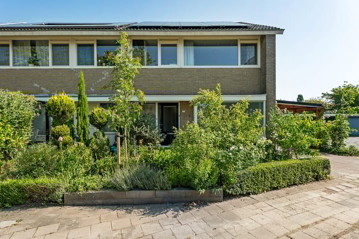Treubstraat 15 in Assen foto