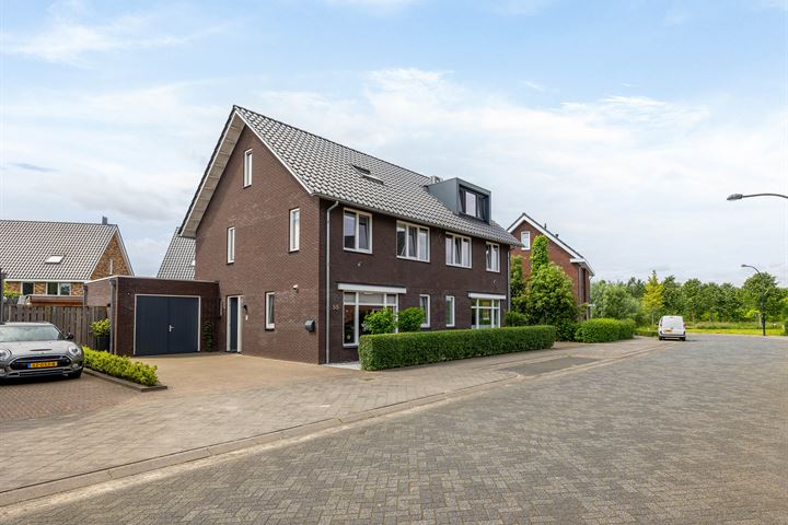 Tribunusallee 55 in Huissen foto