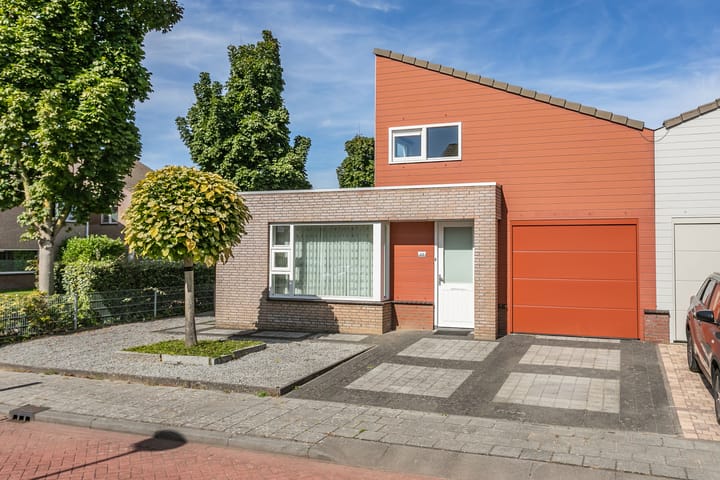 Tritbach 22 in Brunssum foto