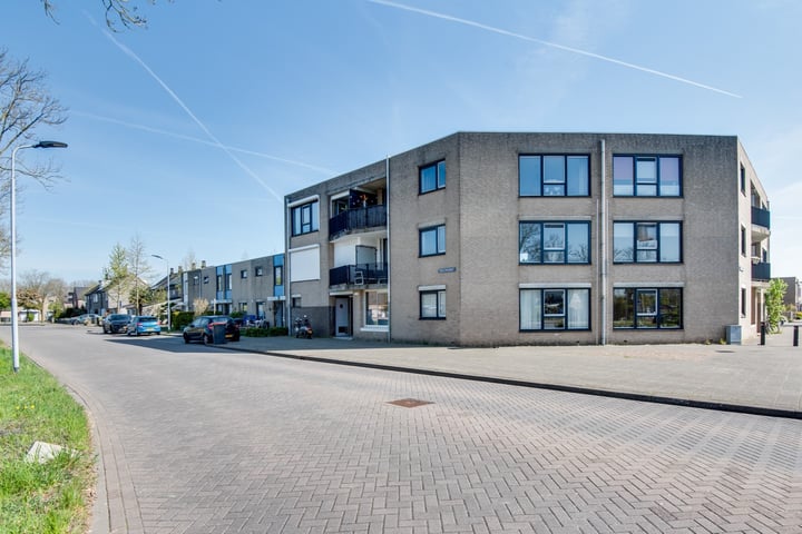 Troelstradreef 50 in 's-Hertogenbosch foto