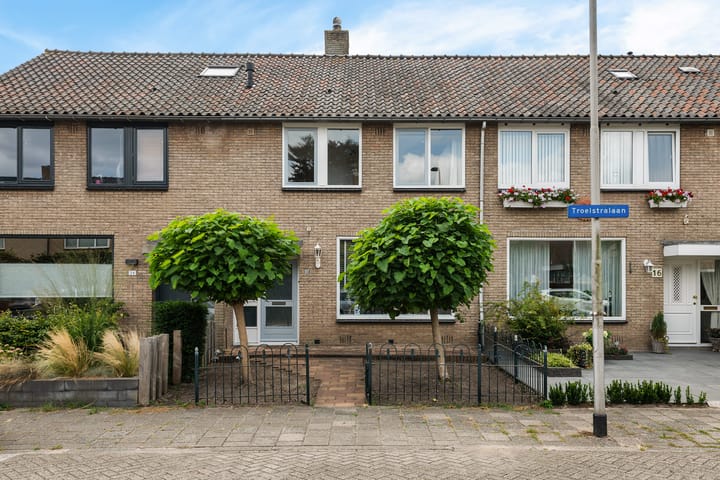 Troelstralaan 18 in Hillegom foto