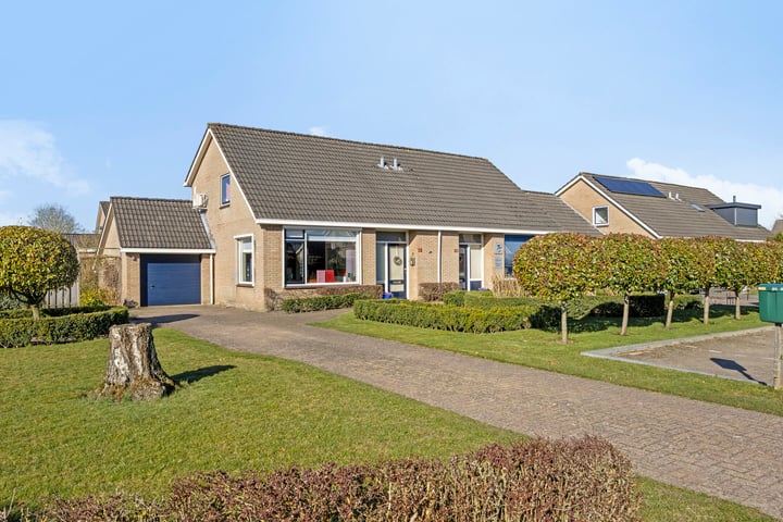 Troelstrastraat 12 in Veenoord