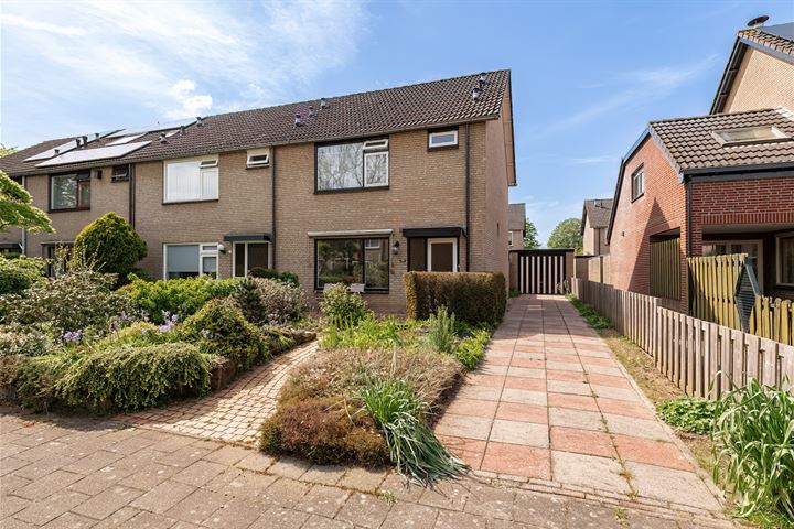 Troelstrastraat 24 in Geldermalsen foto