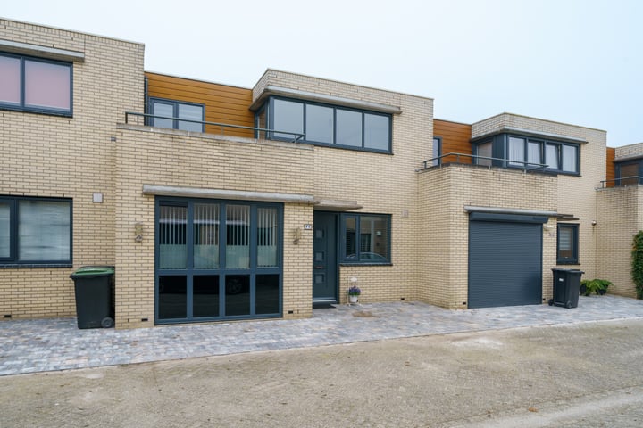 Troikastraat 6 in Almere foto