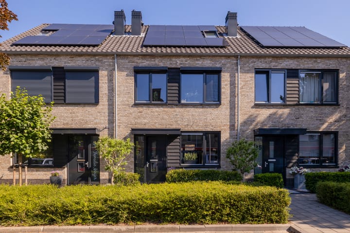 Trompet 33 in De Lier foto