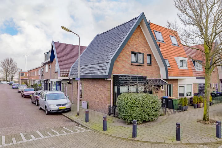 Trompstraat 144 in IJmuiden foto