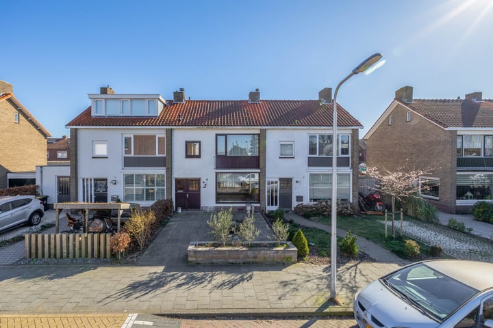 Trompstraat 16 in Lisse foto
