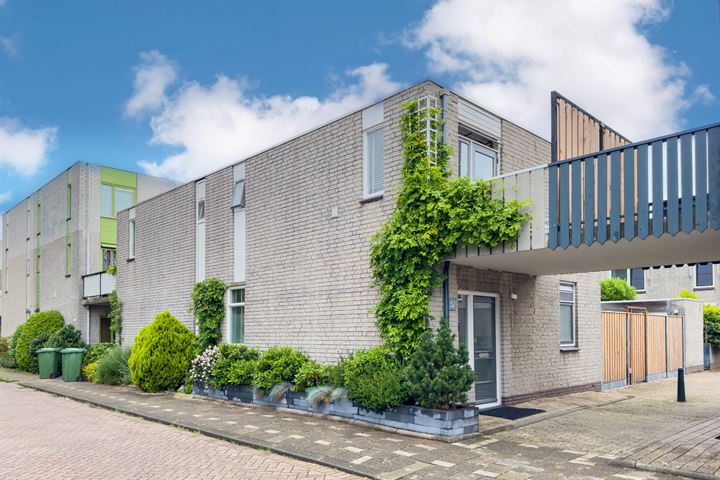 Tromsödreef 52 in Rotterdam foto