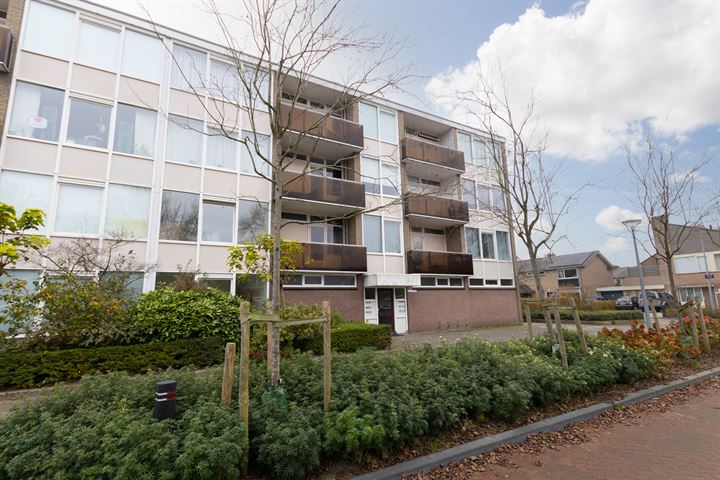 Troostlaan 15 in Alkmaar foto