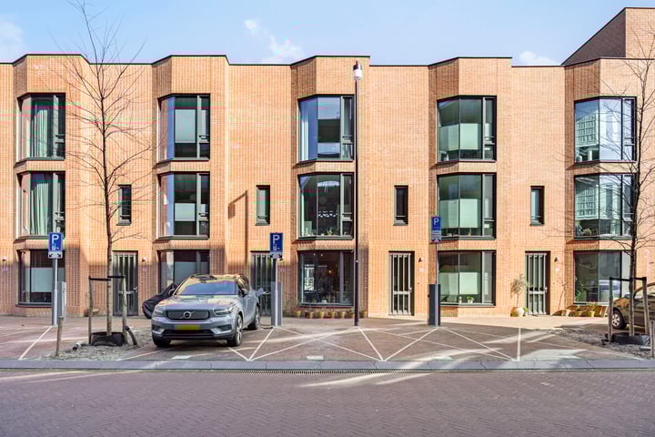 Truus Gelsingstraat 19 in Lent foto
