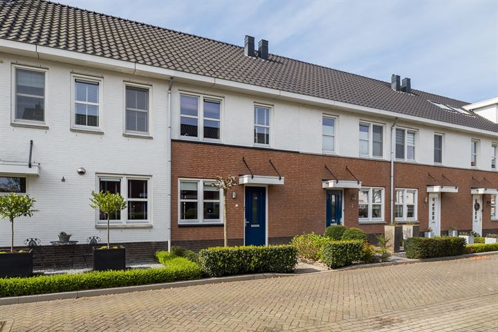 Tuilseveldweg 9 in Tuil foto
