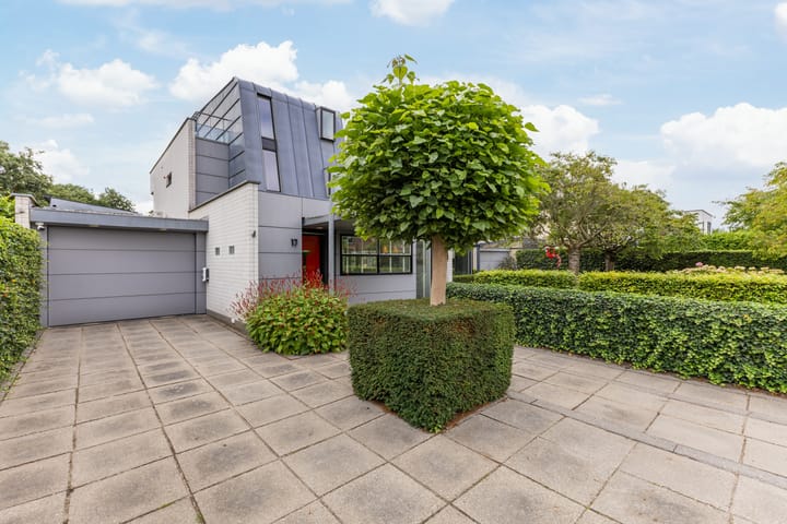 Tuinenhof 17 in Heiloo foto