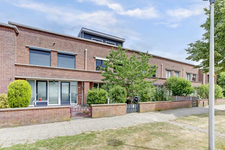 Foto van woning Tuinfluiterlaan 110, Zeewolde