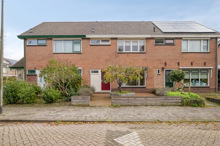 Tuinfluiterstraat 19 in Warmenhuizen foto